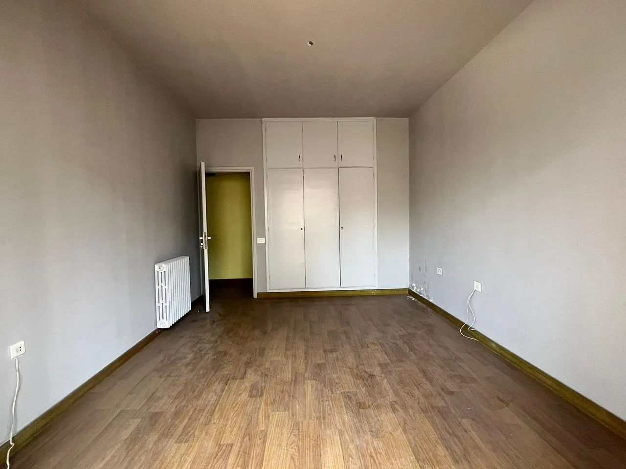 4-Bedroom Apartment with Open City View For Sale in Achrafieh, Carré D'or — الصورة 6
