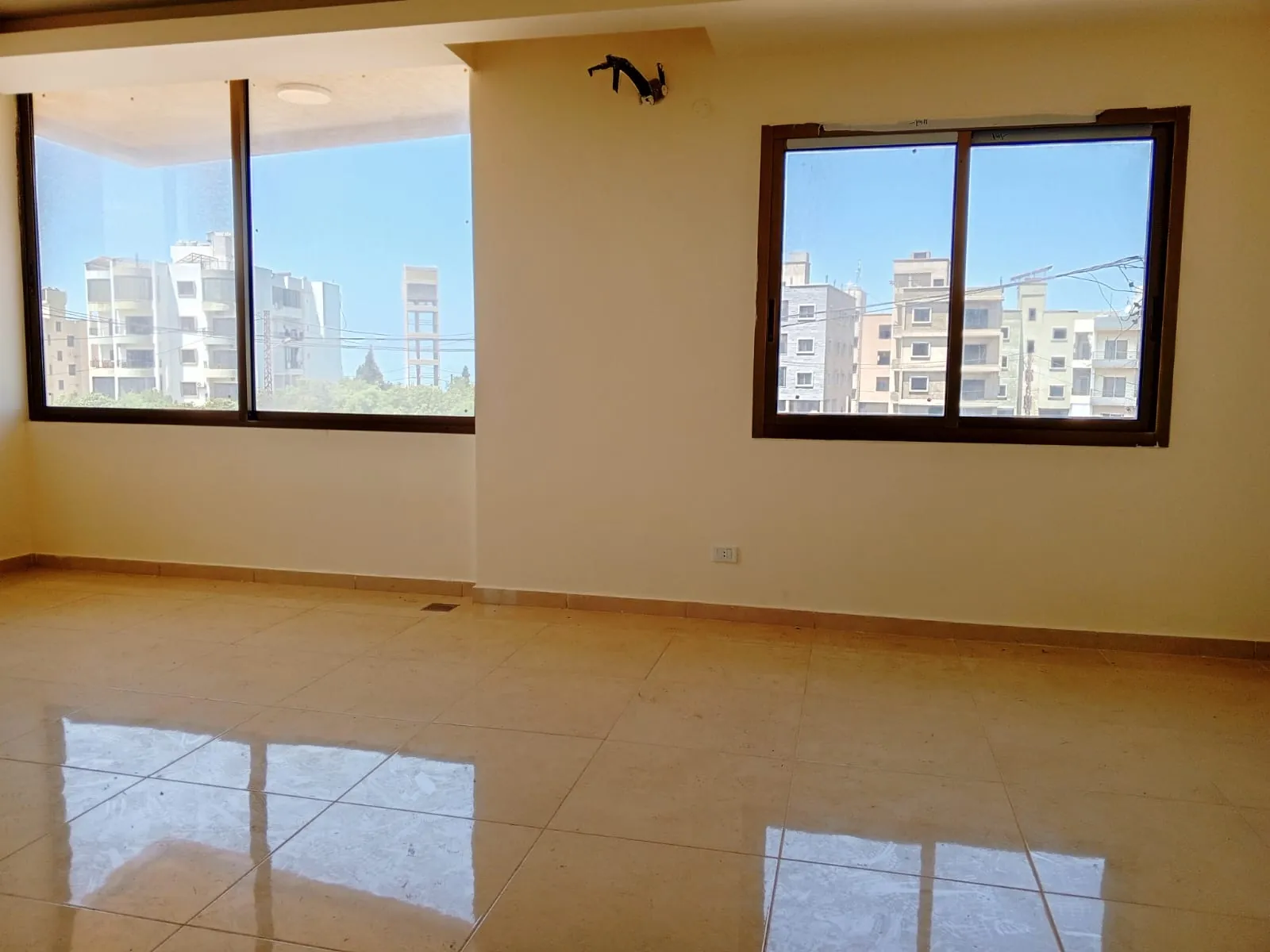 3-Bedroom Apartment with Sea View For Sale in Koura — الصورة 3