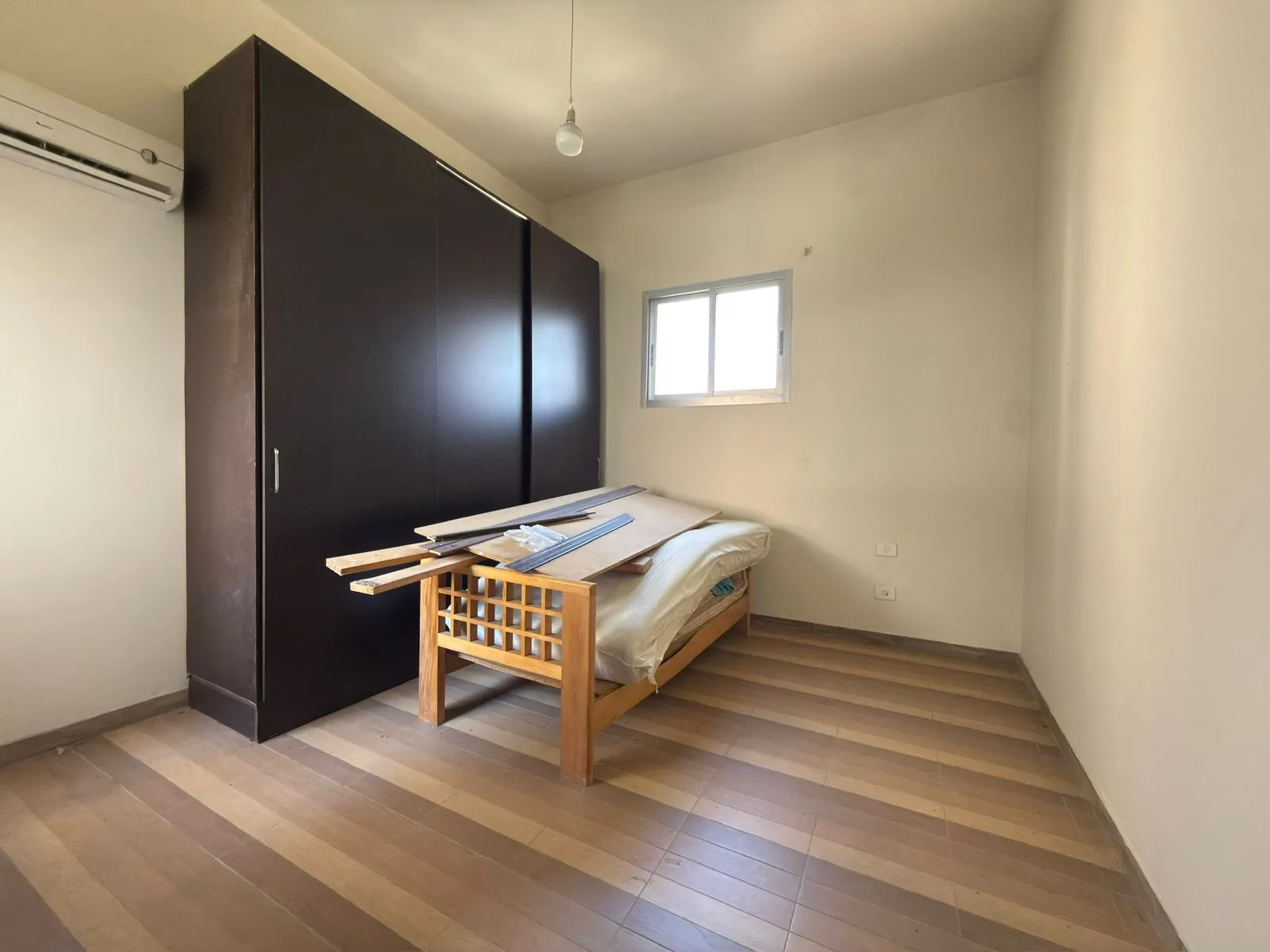 Spacious 3-Bedroom Apartment with Sea View For Rent in Gemmayzeh — photo 6