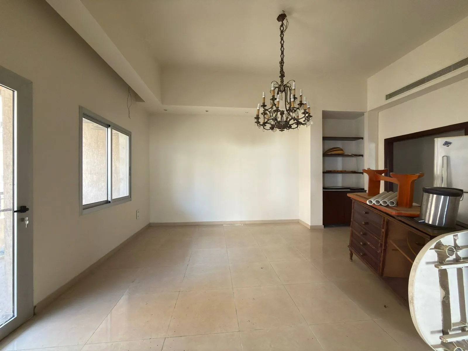 Spacious 3-Bedroom Apartment with Sea View For Rent in Gemmayzeh — photo 7