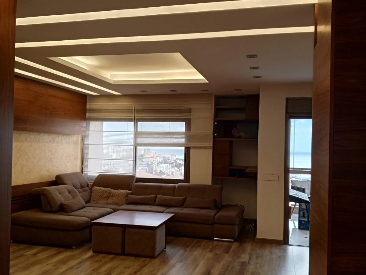 Semi-Furnished Apartment With Sea View For Sale in Ghadir — الصورة 3