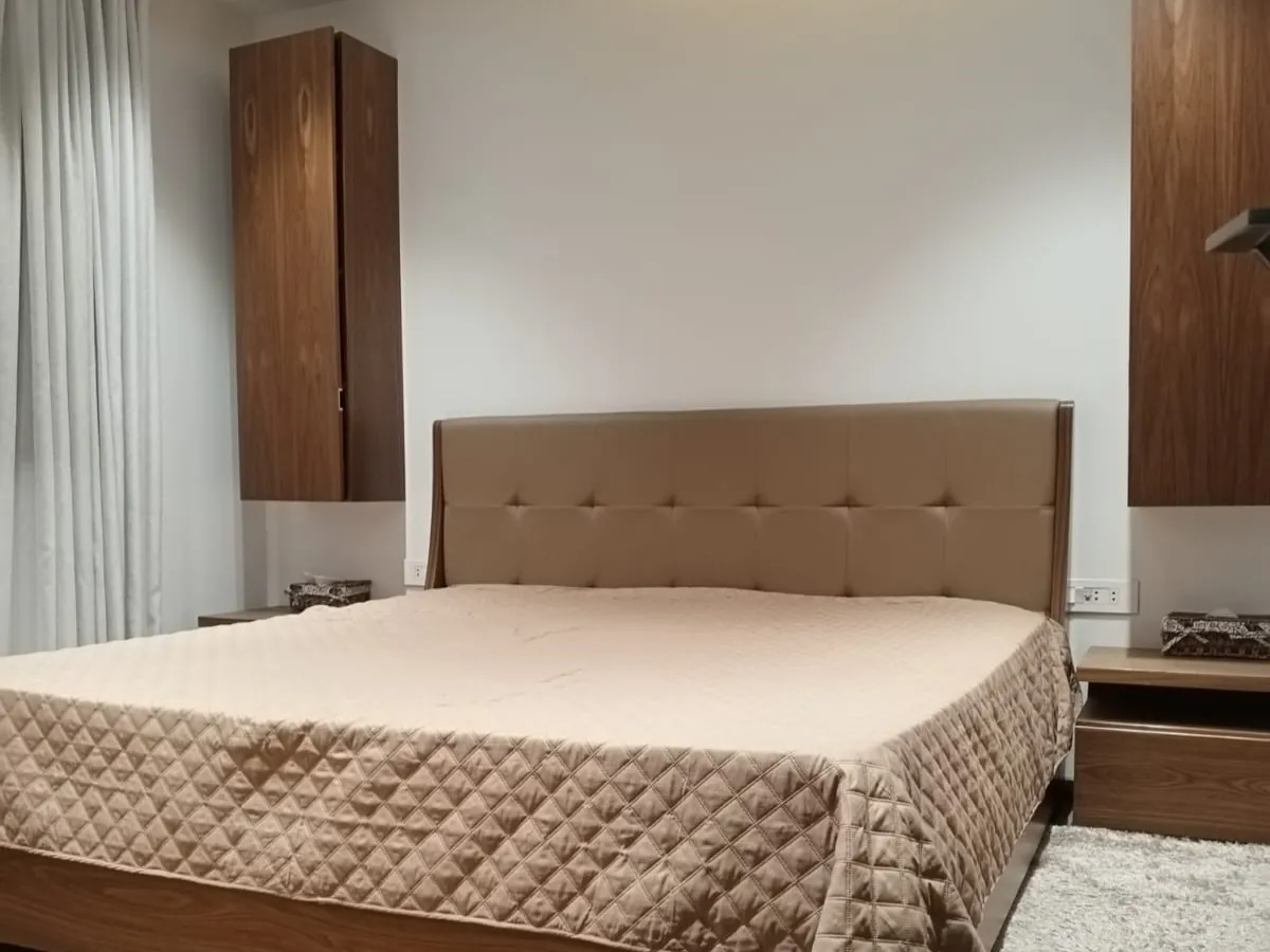 Semi-Furnished Apartment With Sea View For Sale in Ghadir — الصورة 7