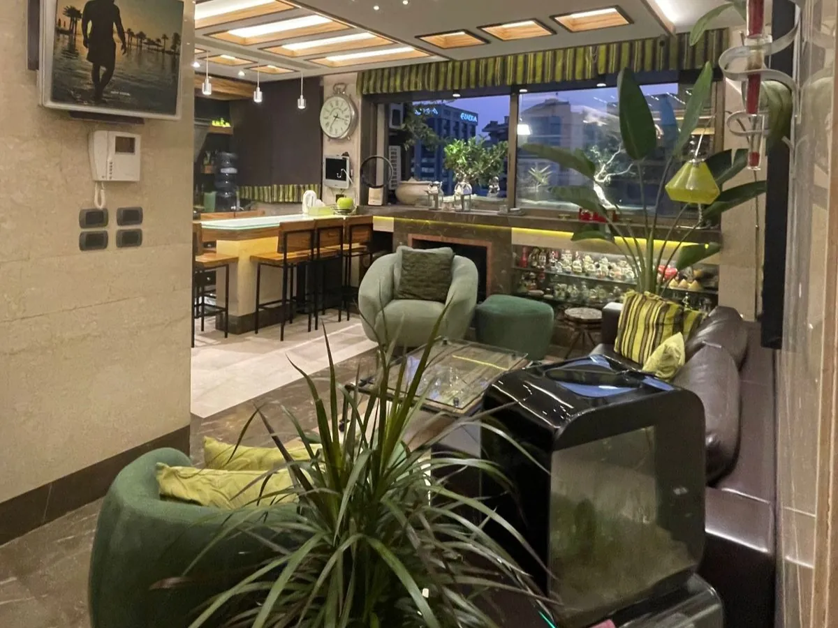 Elegant Office with Private Suite/Apartment For Sale in Jnah, Beirut — الصورة 2