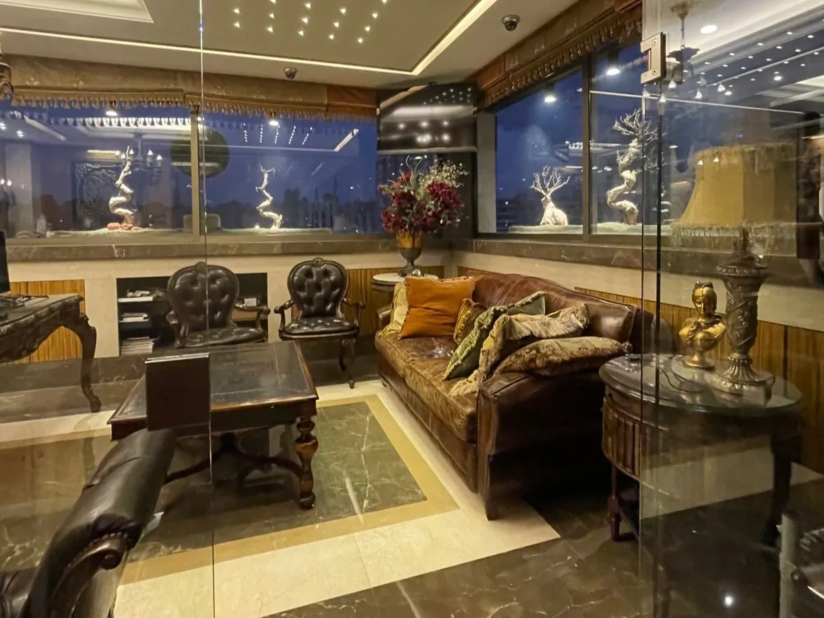 Elegant Office with Private Suite/Apartment For Sale in Jnah, Beirut — الصورة 3