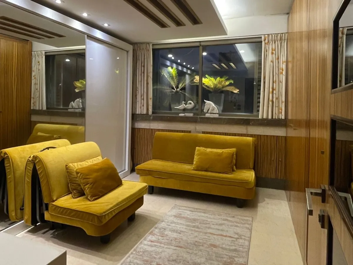Elegant Office with Private Suite/Apartment For Sale in Jnah, Beirut — الصورة 4