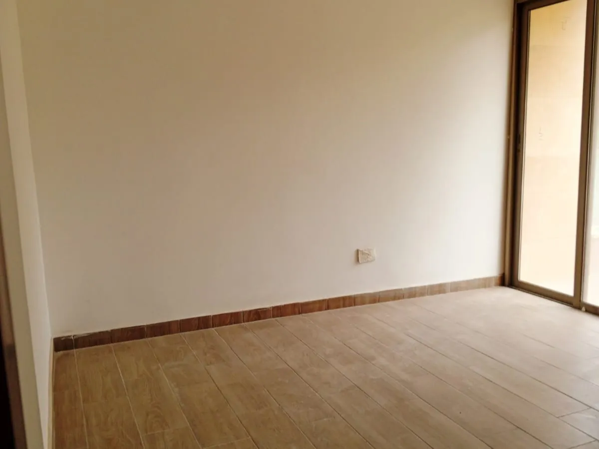 3-Bedroom Duplex with Lovely View For Sale in Hboub, Jbeil — الصورة 6