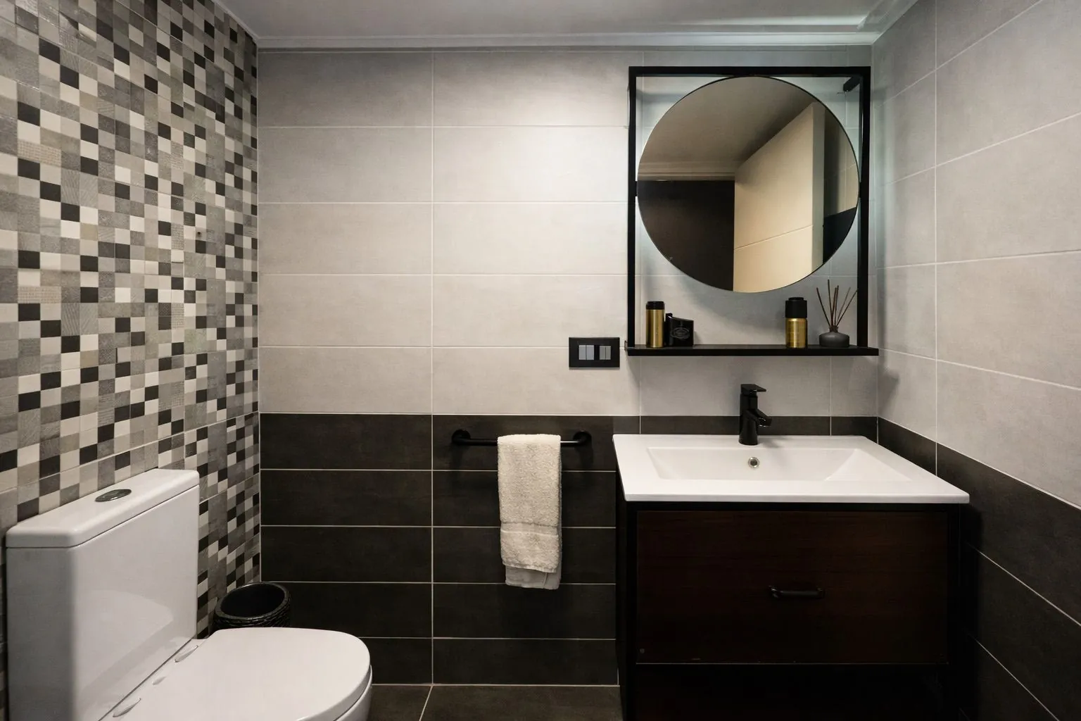 Fully Decorated Apartment with Sea View For Sale in Bouar — الصورة 10