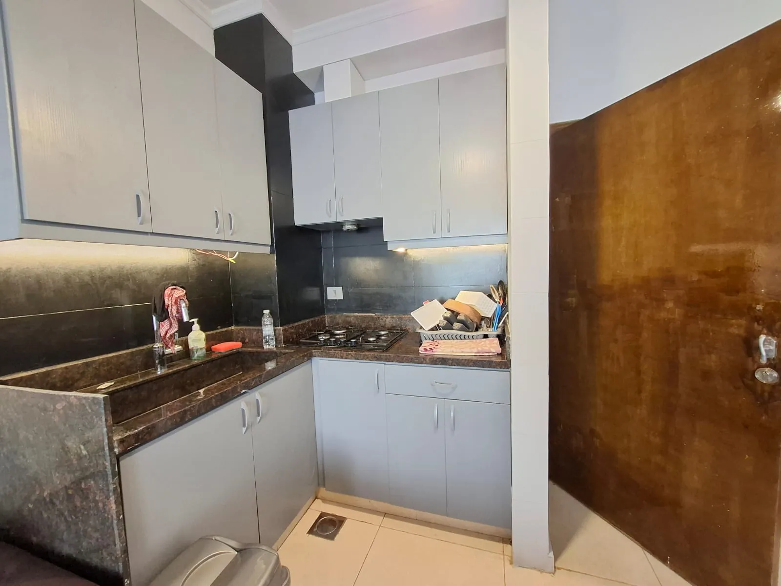 Fully Furnished One Bedroom Chalet For Sale In Zaarour — الصورة 4