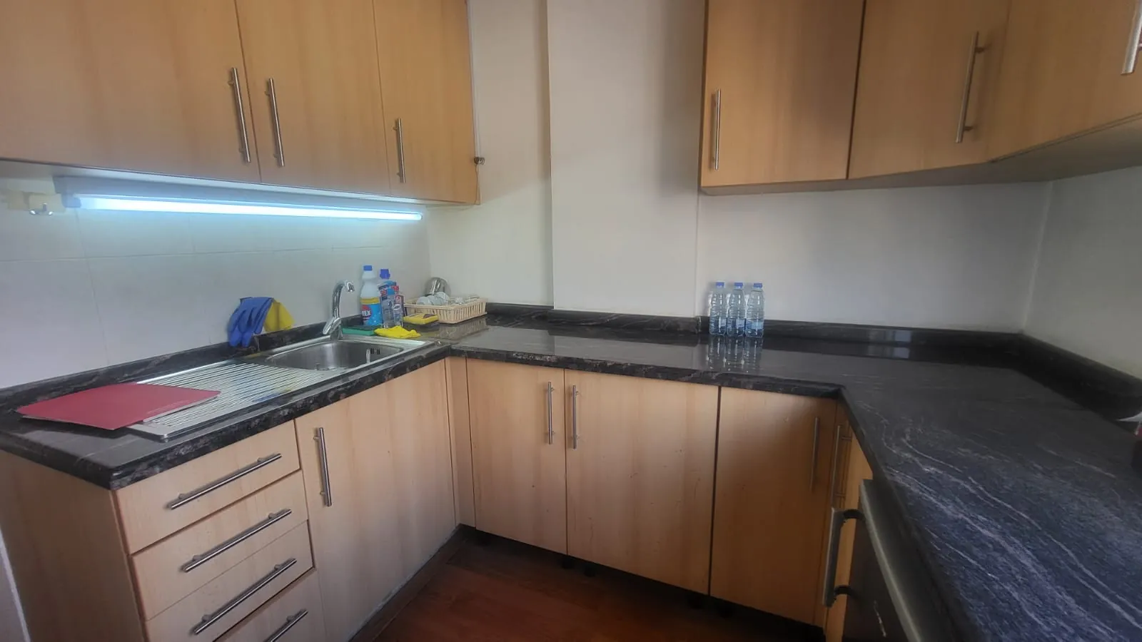 2-Bedroom Apartment For Rent In Zouk Mosbeh — الصورة 2