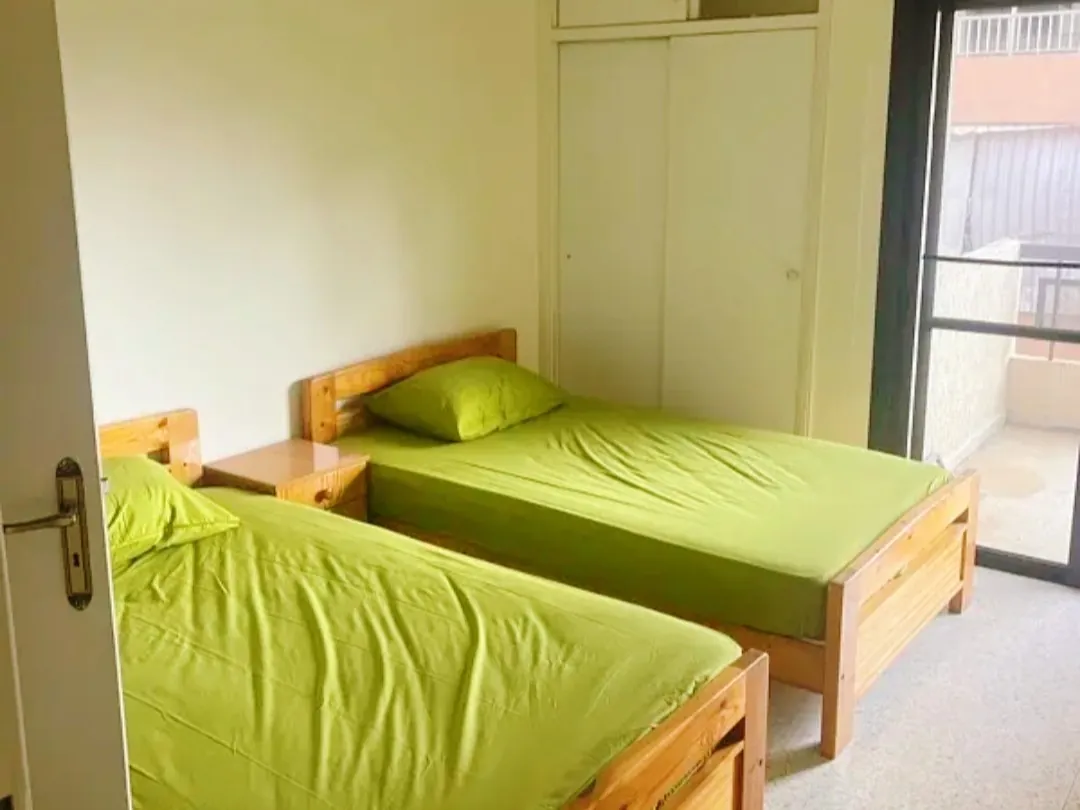 Semi-Furnished Apartment with Sea View For Sale in Kaslik — الصورة 4