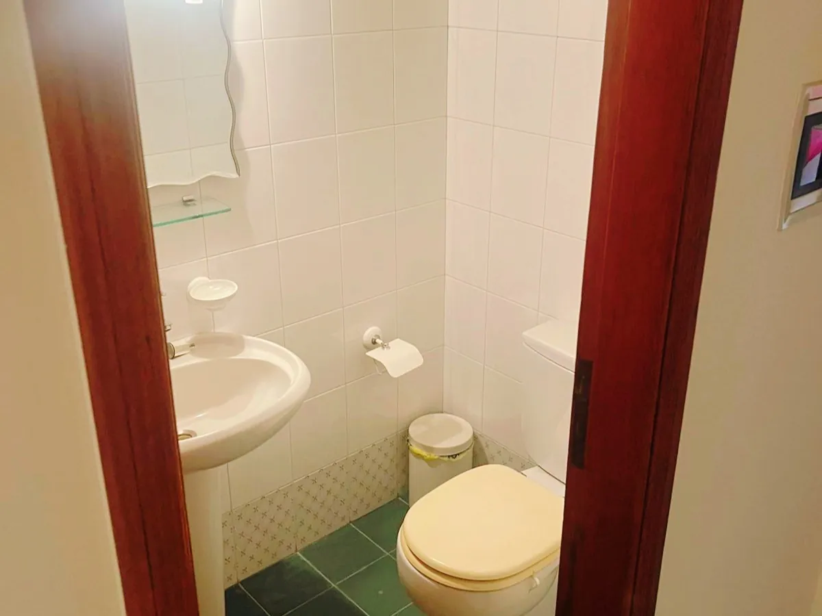 Semi-Furnished Apartment with Sea View For Sale in Kaslik — الصورة 6