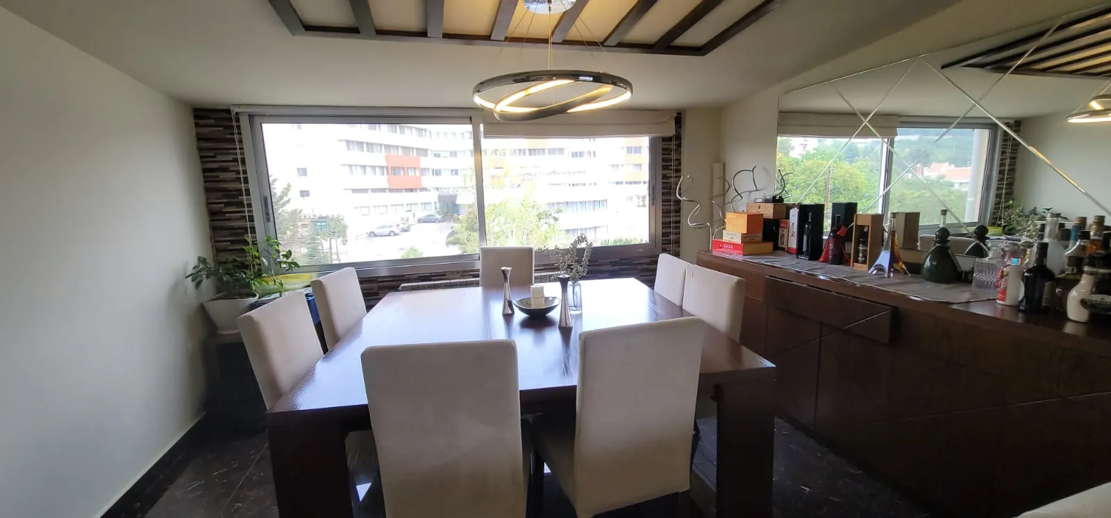 Fully Furnished Apartment with Mountain View For Sale in Ajaltoun — الصورة 6