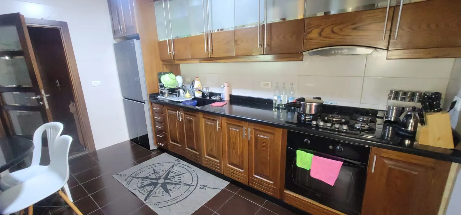 Fully Furnished Apartment with Mountain View For Sale in Ajaltoun — الصورة 8