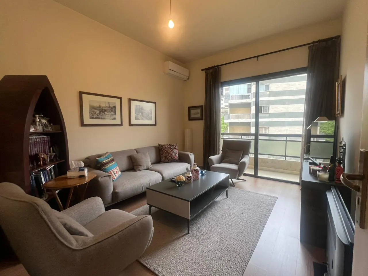 Beautifully Designed 3-Bedroom Apartment For Sale in Horch Tabet — الصورة 5