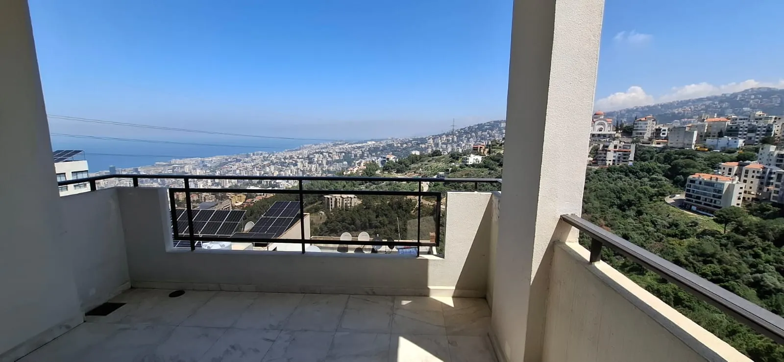 Decorated Apartment For Sale in Bsalim — الصورة 5