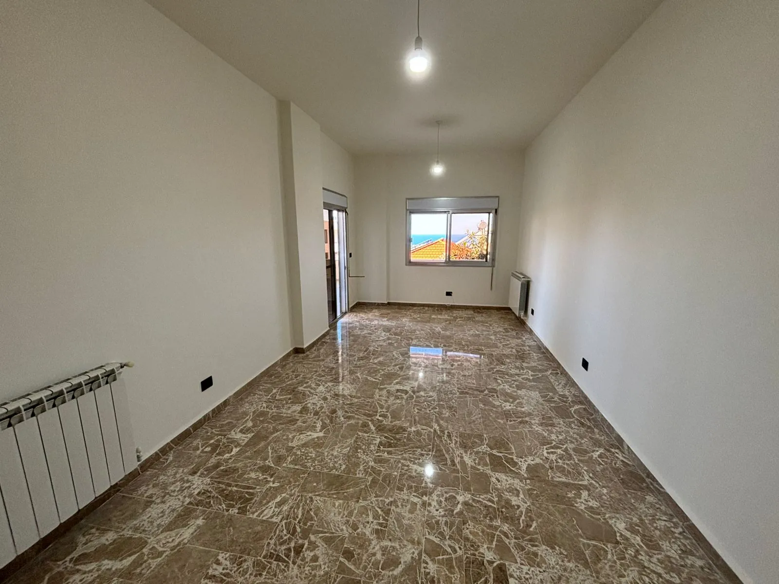 Fully Renovated Apartment With Garden And Terrace For Sale In Zikrit — الصورة 3