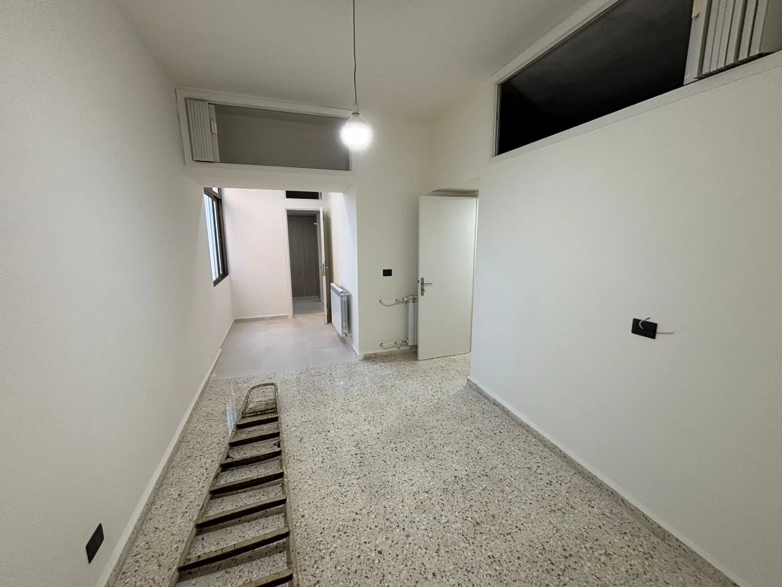 Fully Renovated Apartment With Garden And Terrace For Sale In Zikrit — الصورة 8