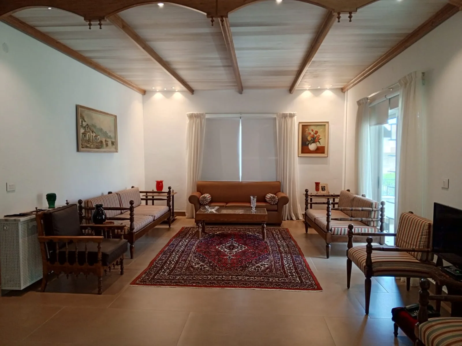 Duplex Villa with Garden and Partial Sea View For Sale In Jbeil — الصورة 3