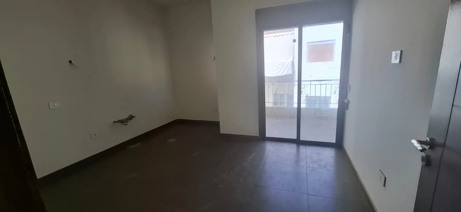 Beautiful Duplex with Terrace For Sale in Antelias — الصورة 10