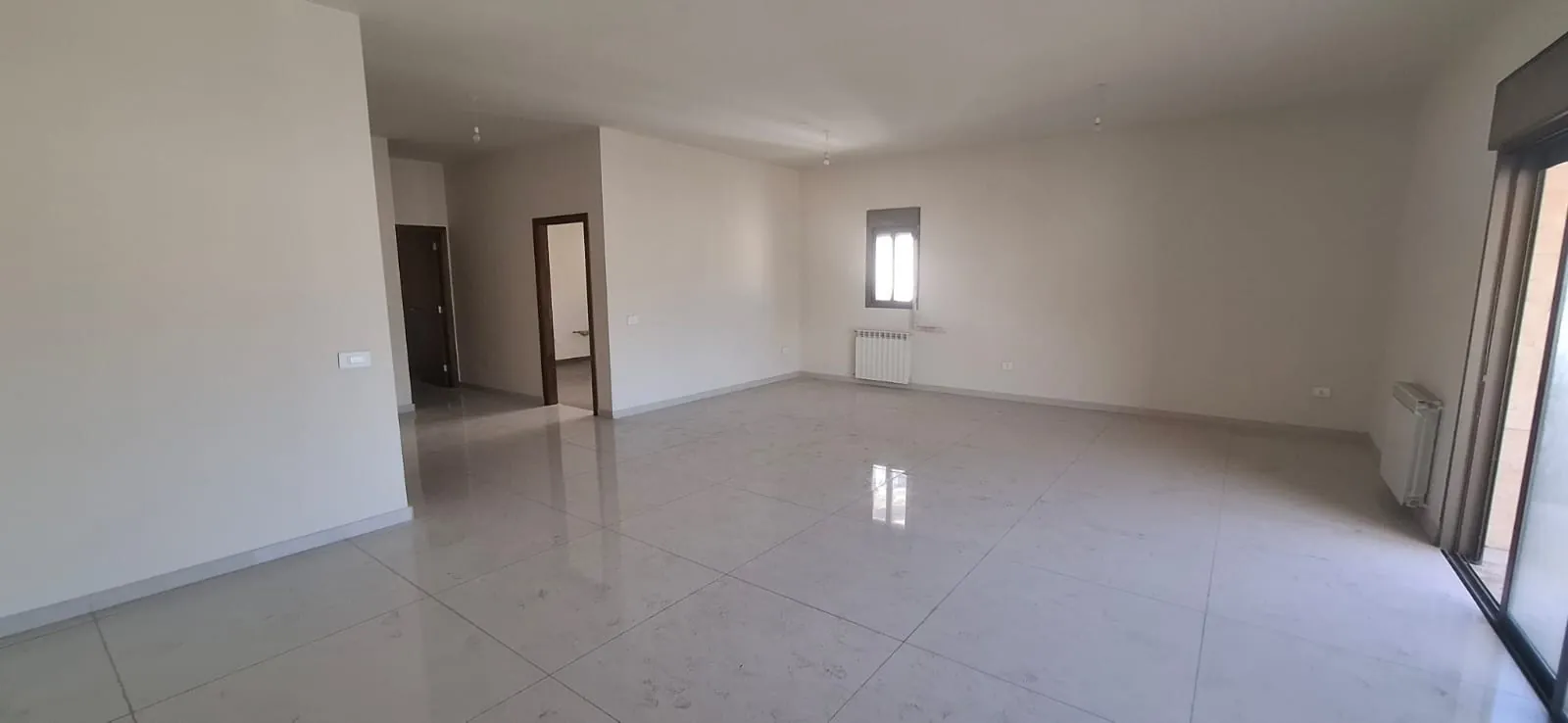 Beautiful Duplex with Terrace For Sale in Antelias — الصورة 2