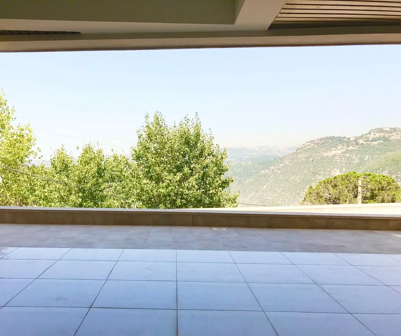 Luxurious Apartment with Terrace & Garden For Sale in Khenchara — الصورة 2