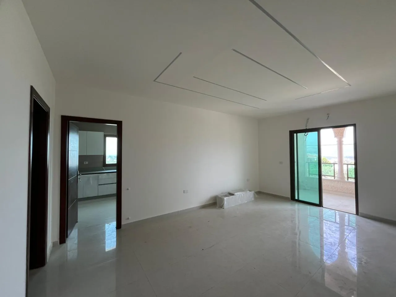 Brand New Apartment with Mountain View For Sale in Koura — الصورة 2
