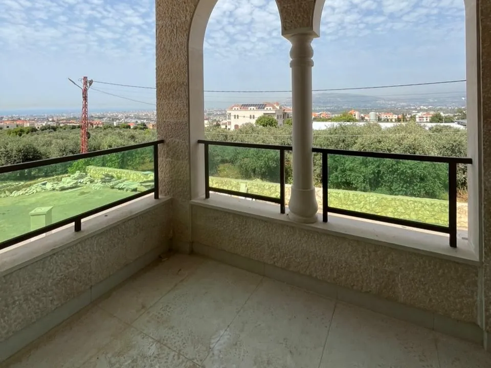 Brand New Apartment with Mountain View For Sale in Koura — الصورة 4