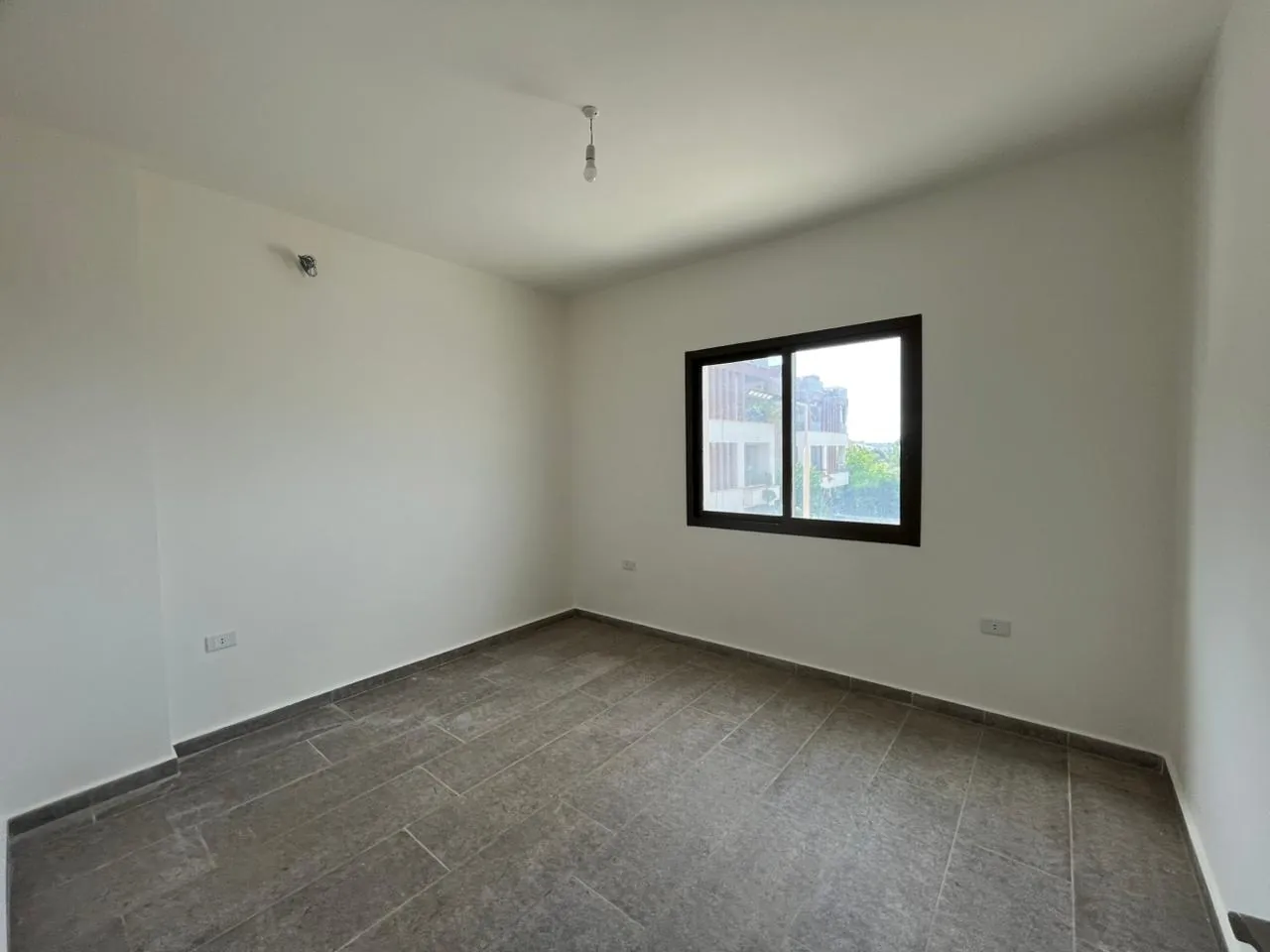 Brand New Apartment with Mountain View For Sale in Koura — الصورة 8