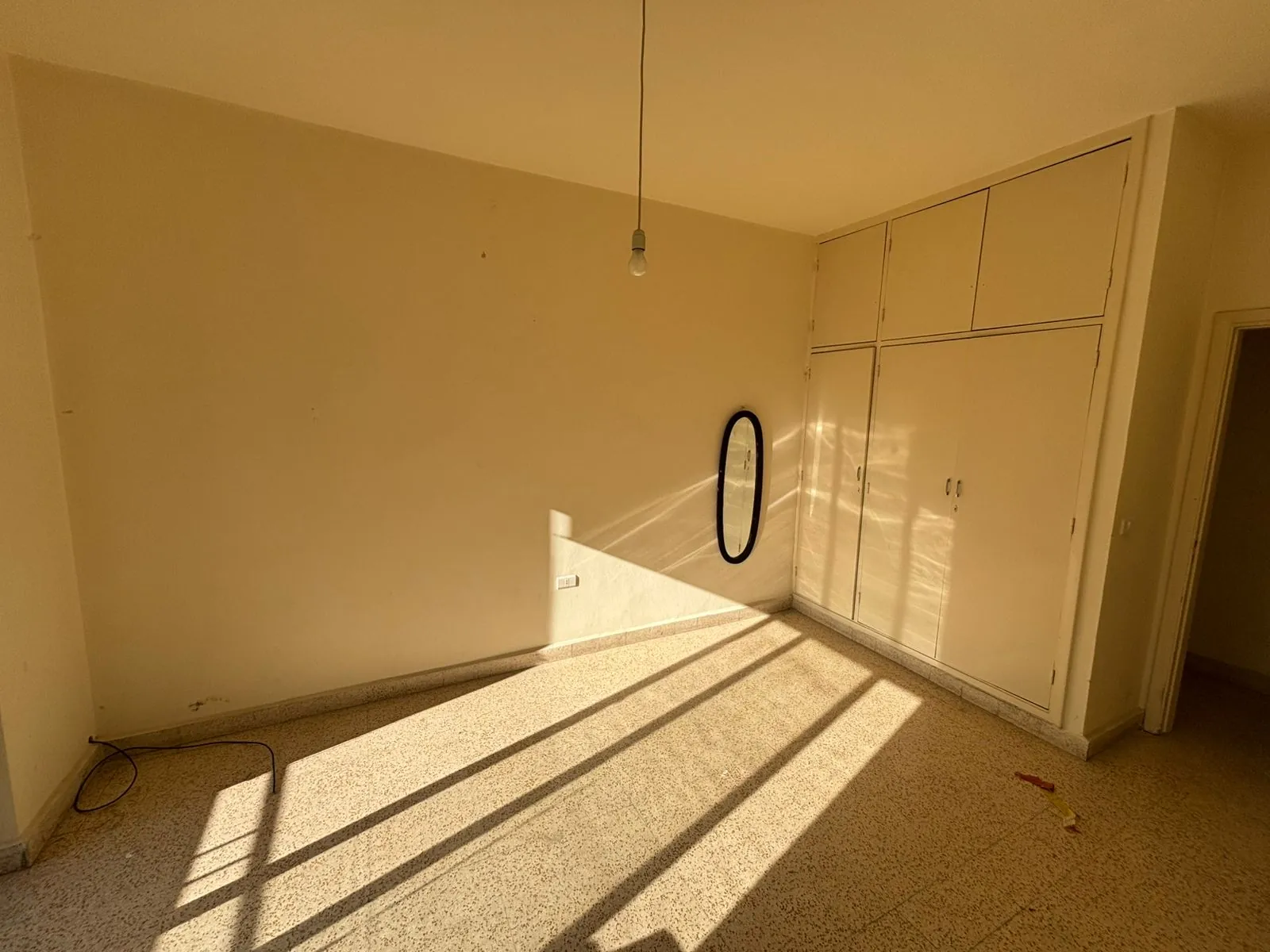 3-Bedroom Apartment For Rent in Dekweneh — الصورة 4