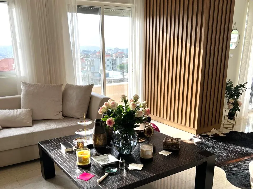 Exclusive! Elegant & Stylish 3-Bedroom Apartment For Sale in Koura — الصورة 2