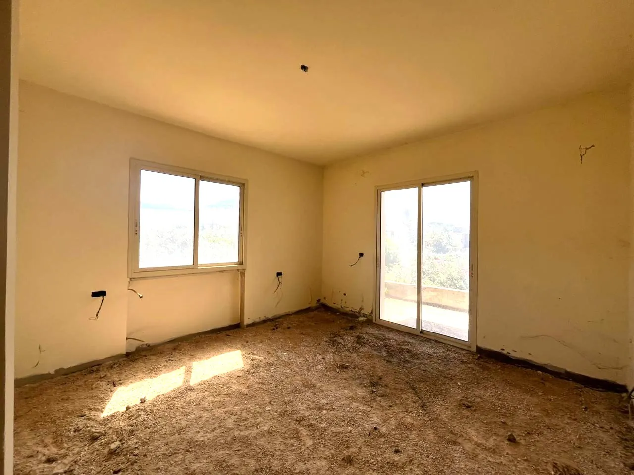 Great Potential! Core & Shell Villa With Garden For Sale in Koura — الصورة 9