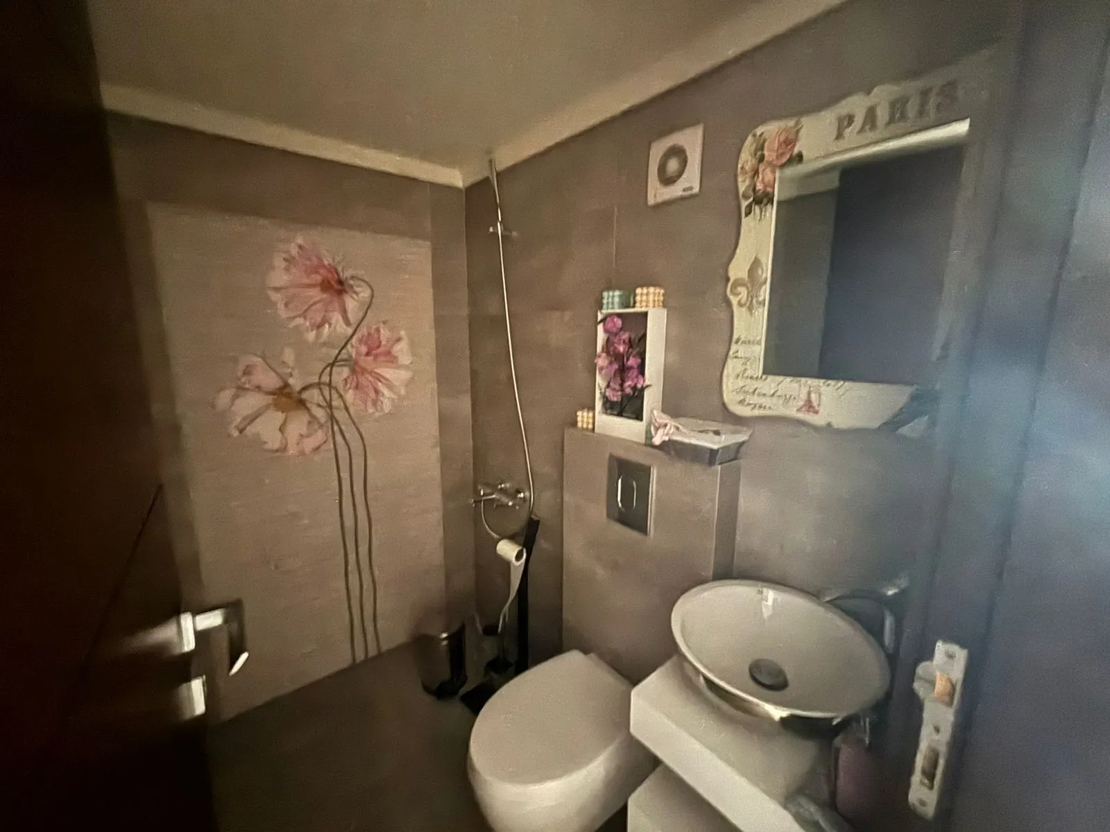 Furnished 2-Bedroom Apartment For Rent in Mar Roukoz — الصورة 9