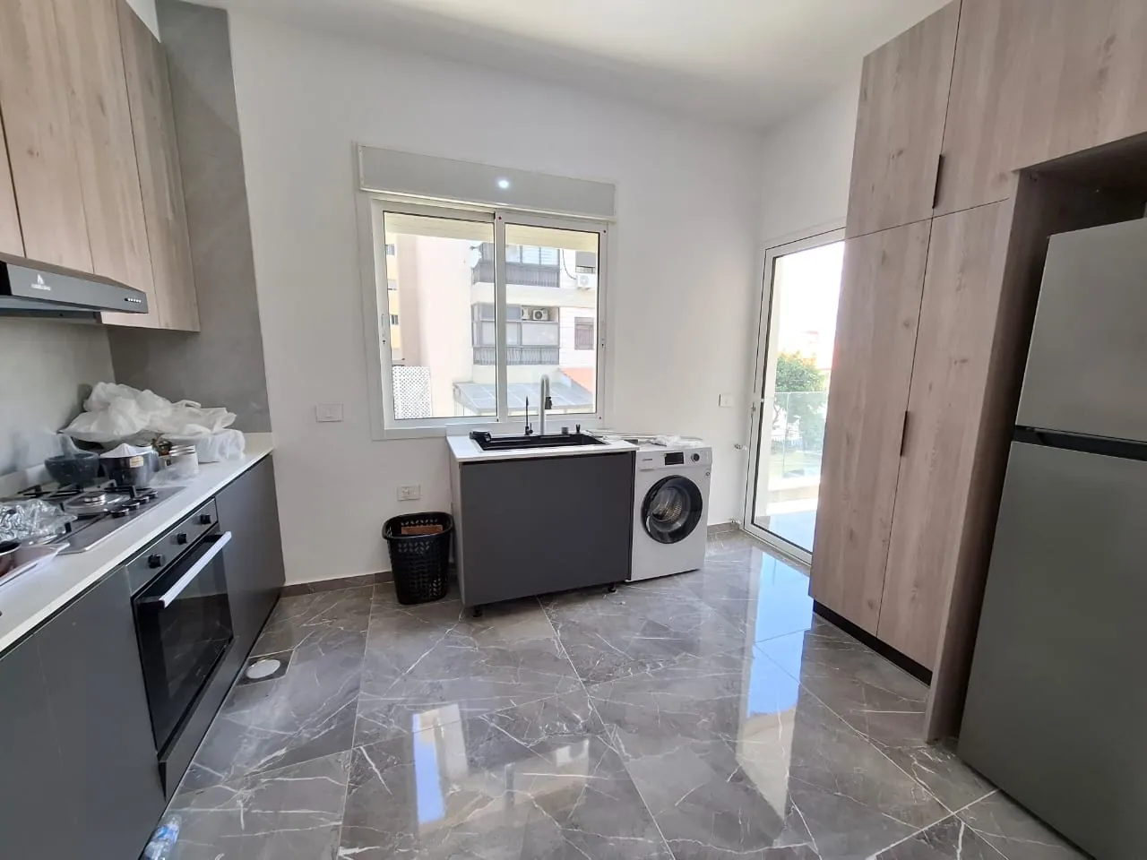 Spacious Furnished Modern Apartment For Rent in Kaslik — الصورة 3
