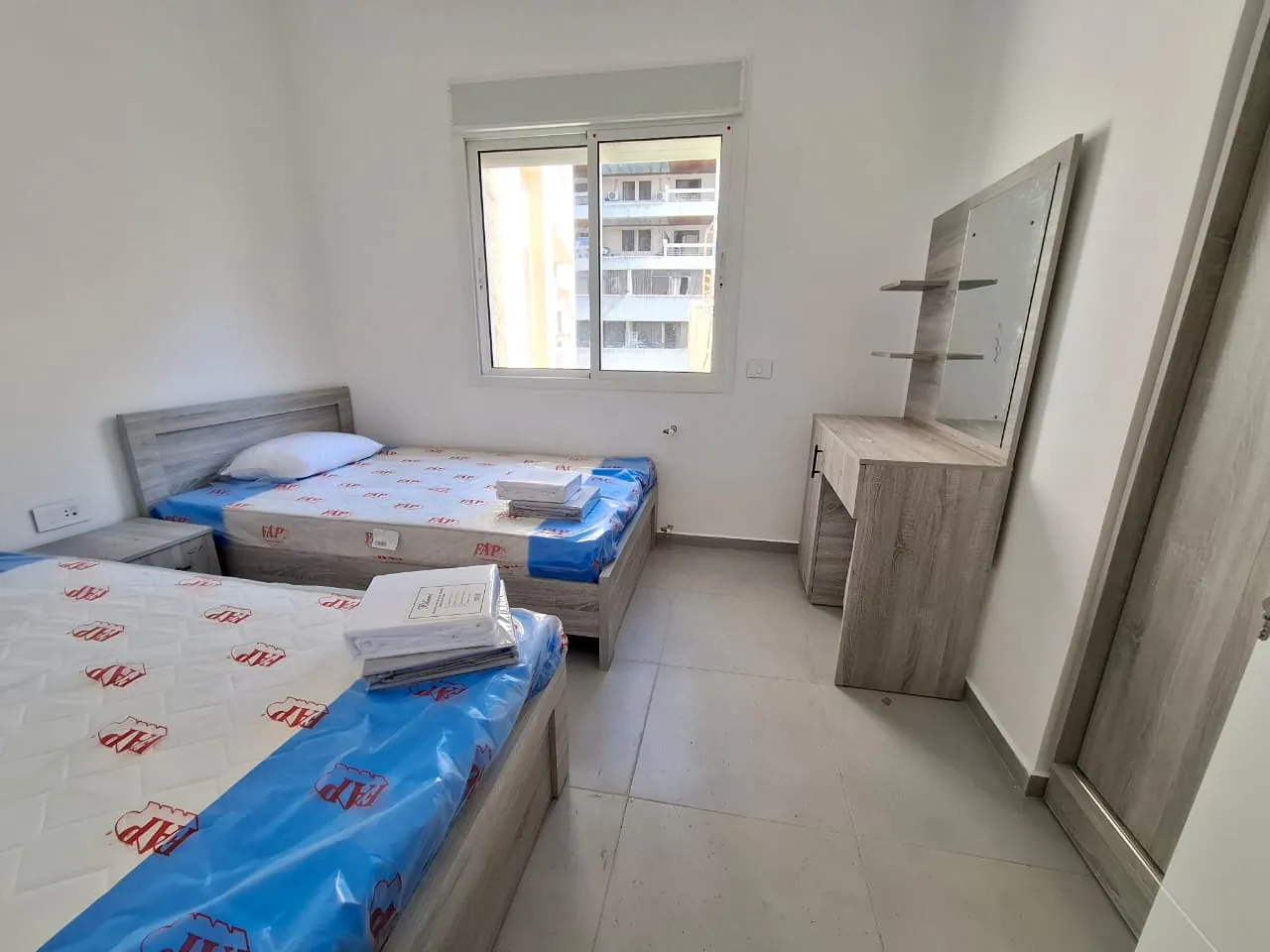Spacious Furnished Modern Apartment For Rent in Kaslik — الصورة 5