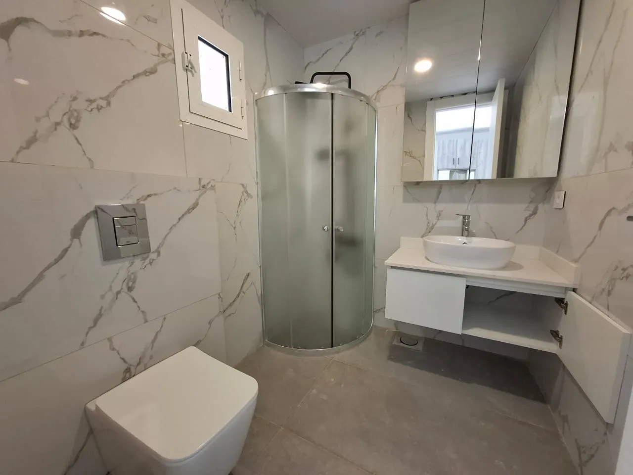 Spacious Furnished Modern Apartment For Rent in Kaslik — الصورة 9