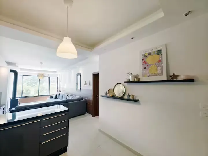 Renovated Furnished Chalet For Sale in Faqra — الصورة 4