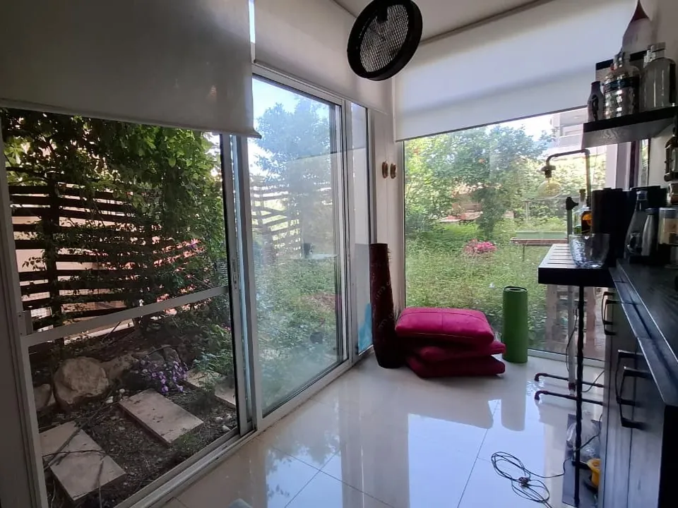 Furnished Apartment With Terrace For Rent In Blat, Jbeil — الصورة 4