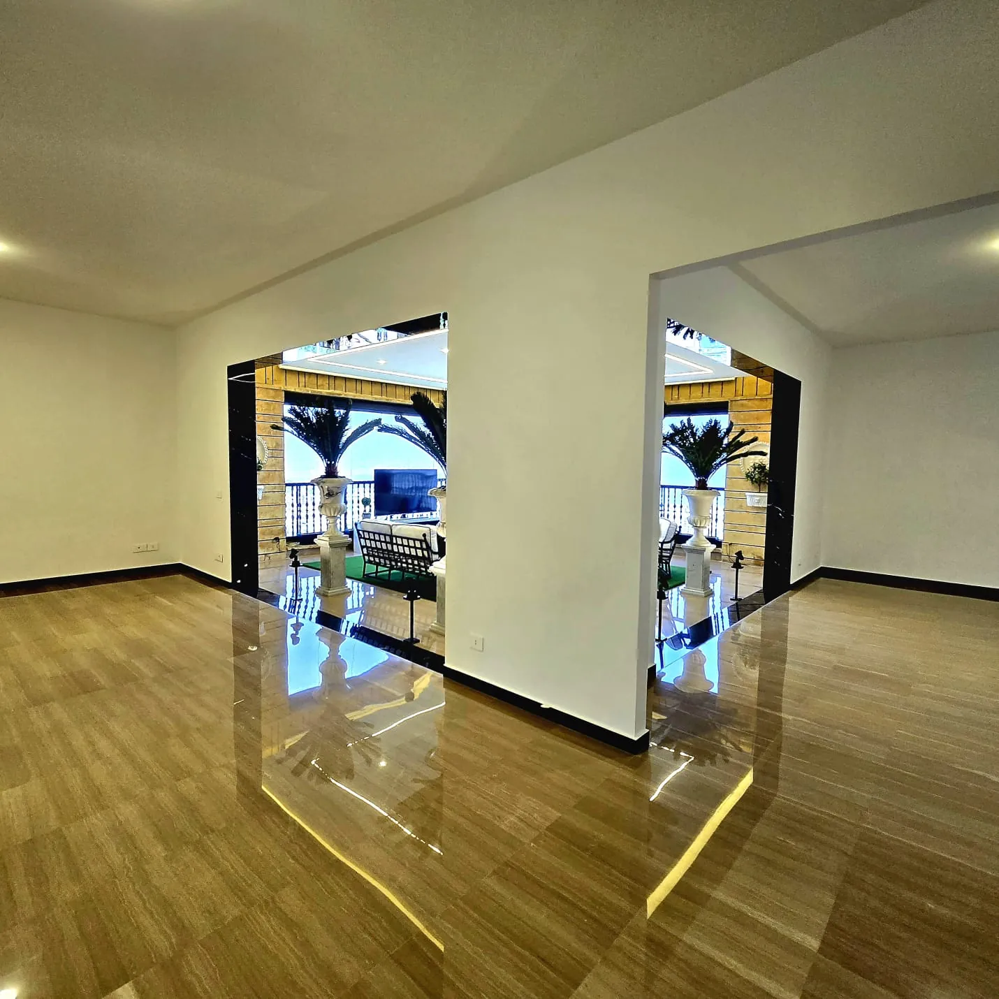 Amazing Apartment with Sea & Mountain View For Rent in New Naccache — الصورة 5