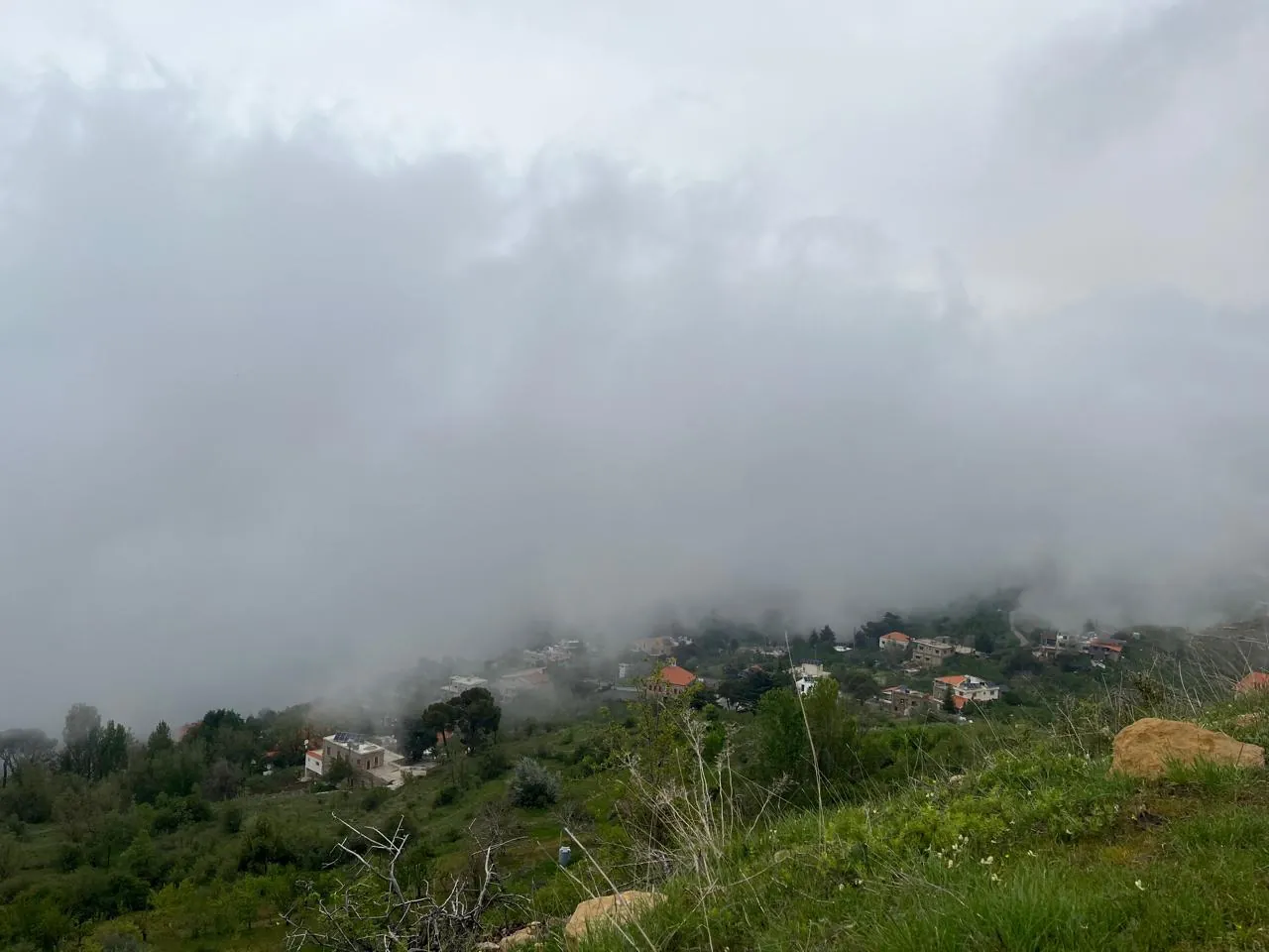 1,200 SQM Land For Sale in Bcharre — الصورة 2