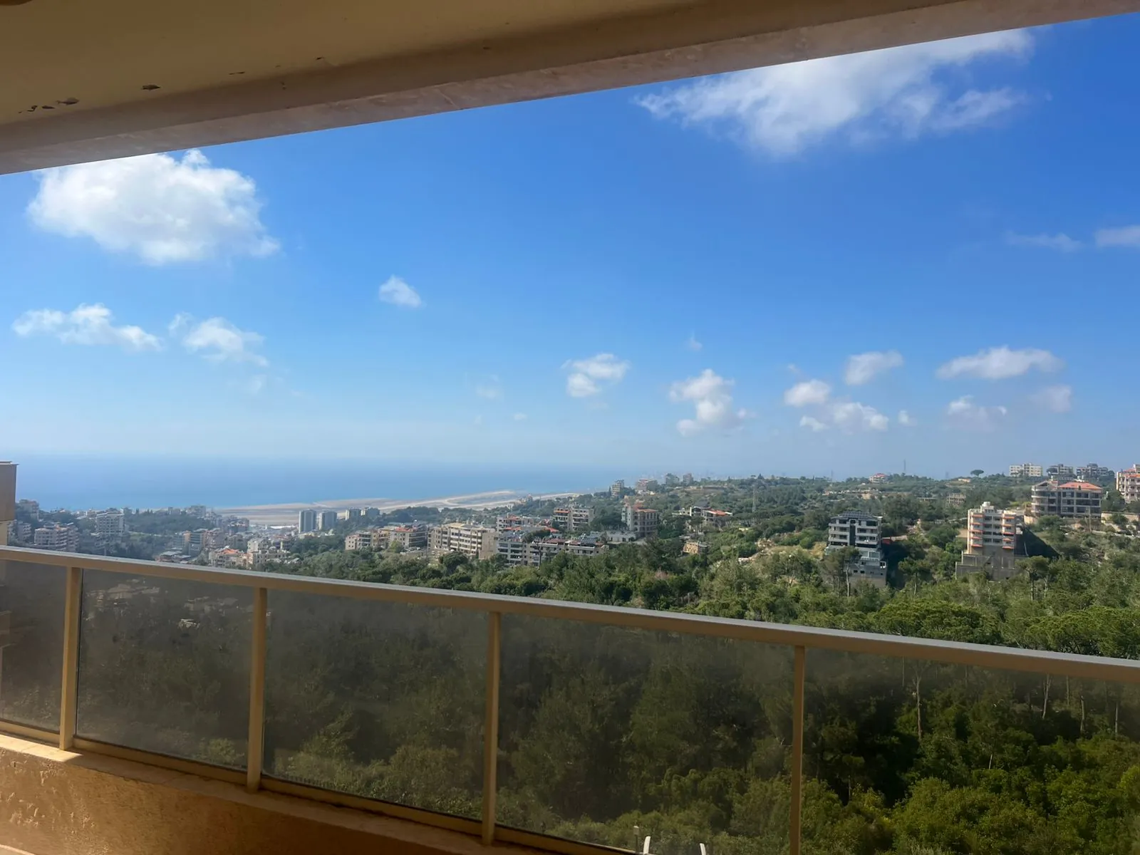 Apartment For Sale with Amazing View in Gated Community in Bchamoun, El Madares