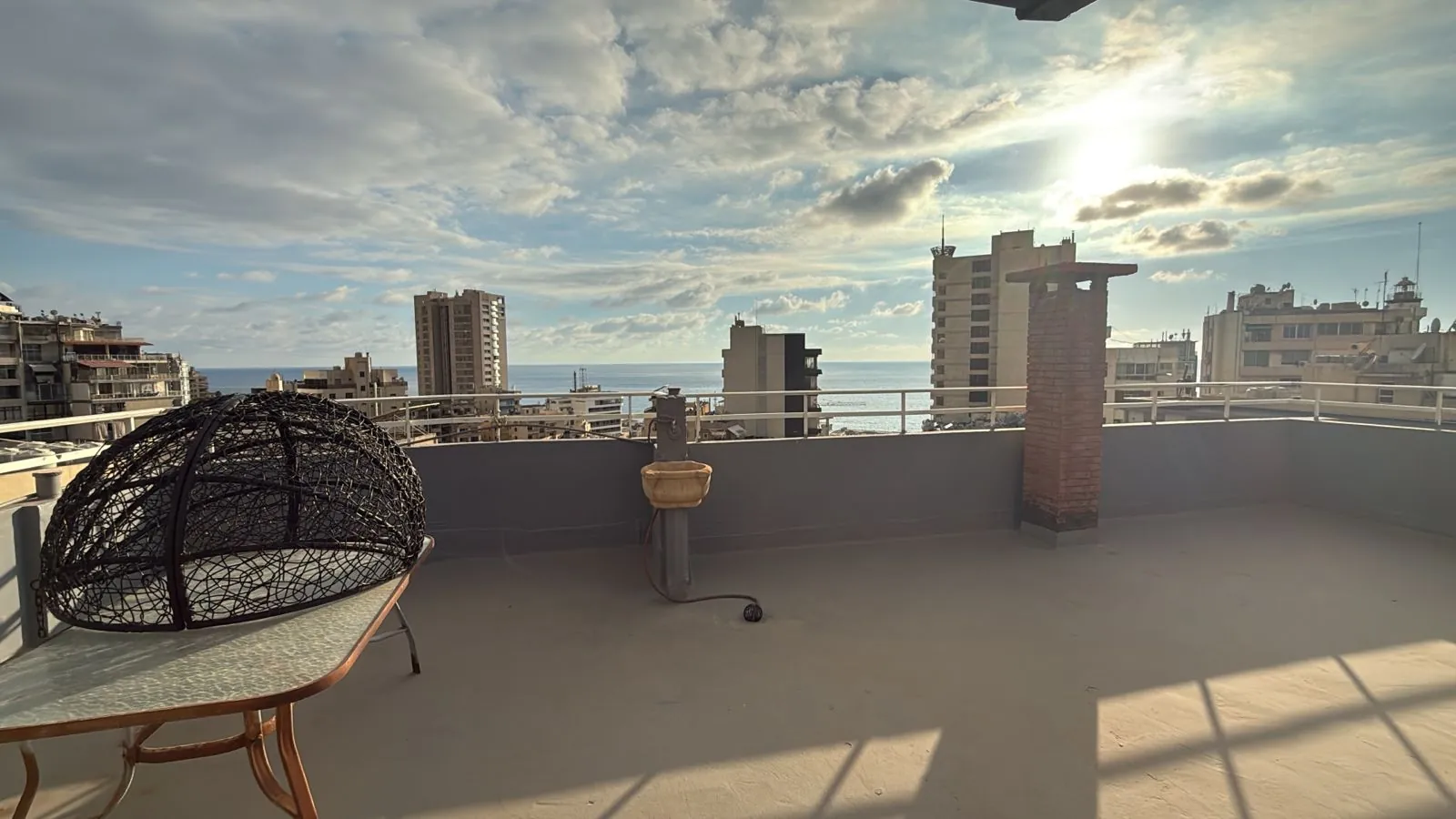 Penthouse with Sea View For Sale in Manara, Ras Beirut — الصورة 6