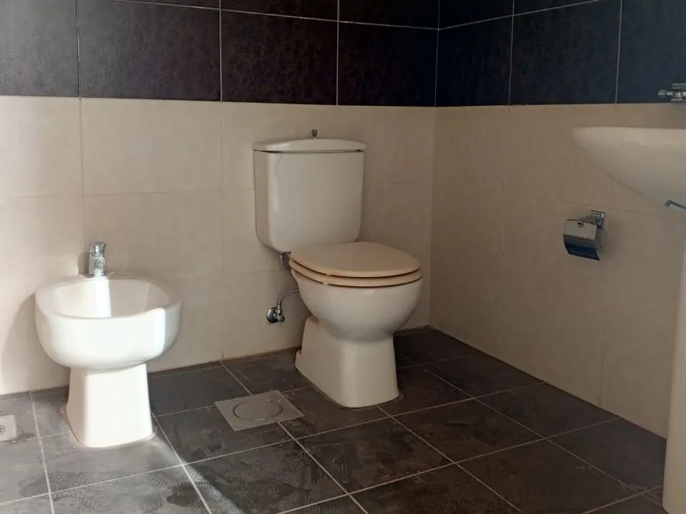 Apartment with Terrace & Sea View For Sale in New Fidar, Halat — الصورة 9