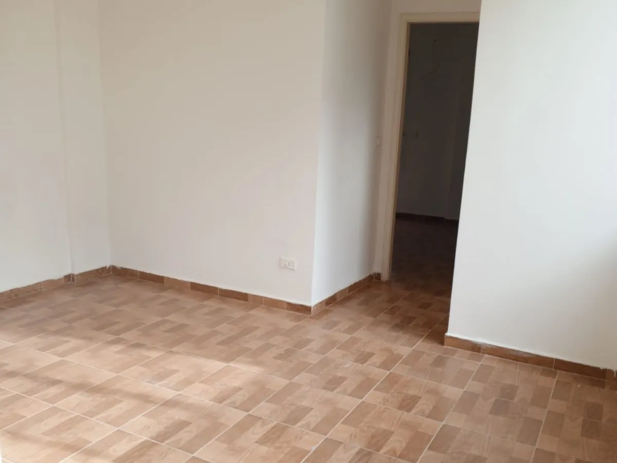 Apartment with Sea View For Rent in New Fidar, Halat — الصورة 4
