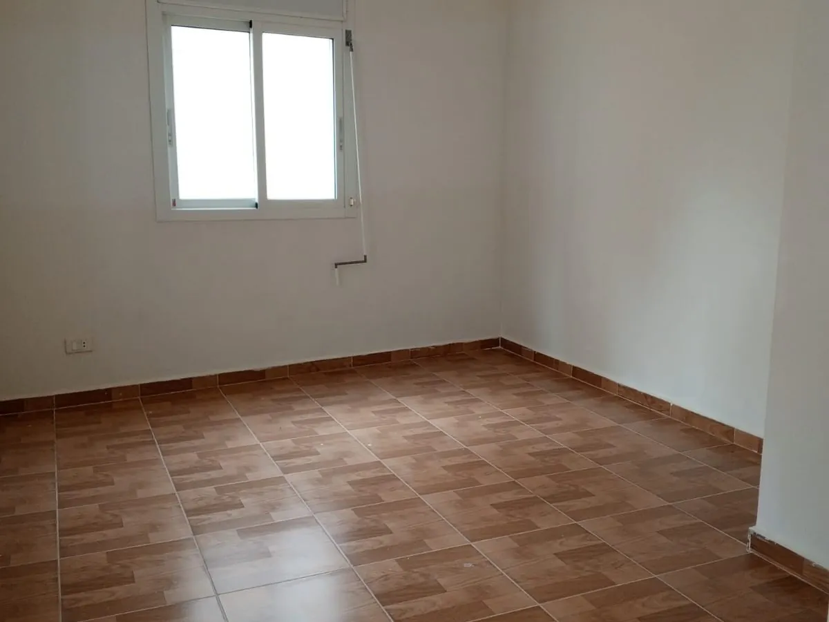 Apartment with Sea View For Rent in New Fidar, Halat — الصورة 5
