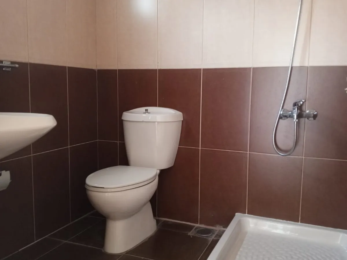 Apartment with Sea View For Rent in New Fidar, Halat — الصورة 9