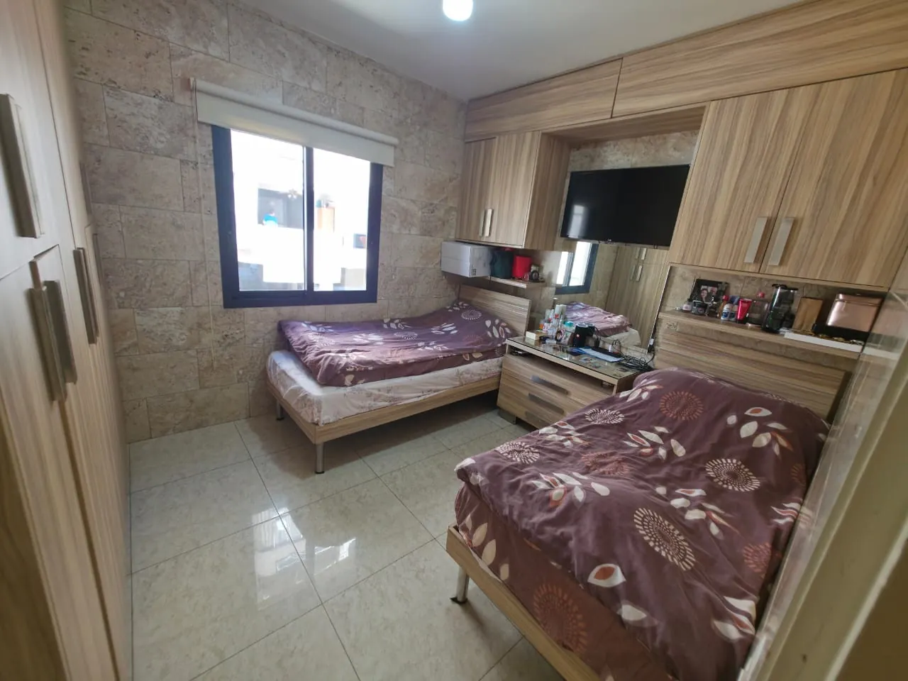 Fully Renovated Apartment Semi furnished For Sale in Sabtieh — الصورة 8