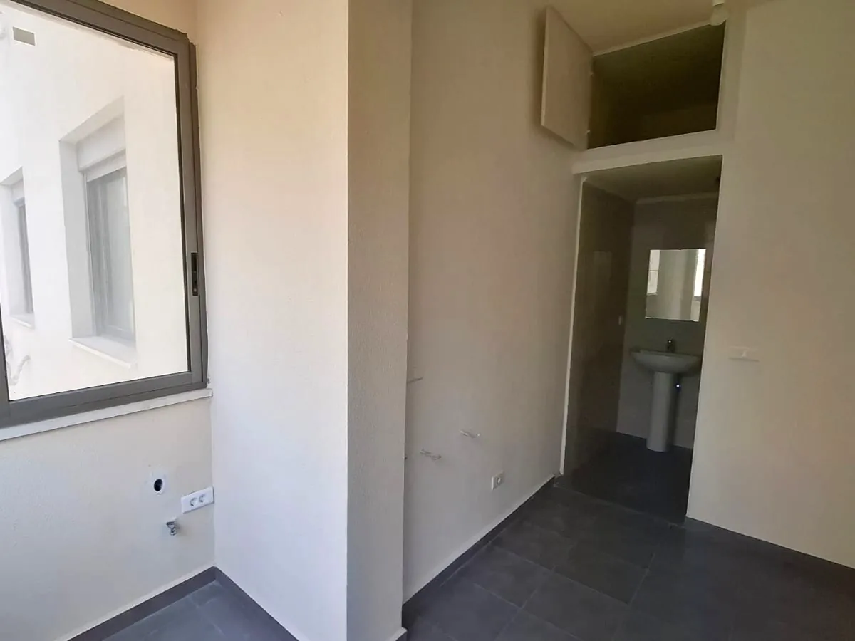 Brand New Apartment With Open Sea View For Sale in Nabey — الصورة 7