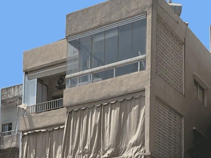 3 Floors Building For Sale in Tohwitet Furn El Chebbak