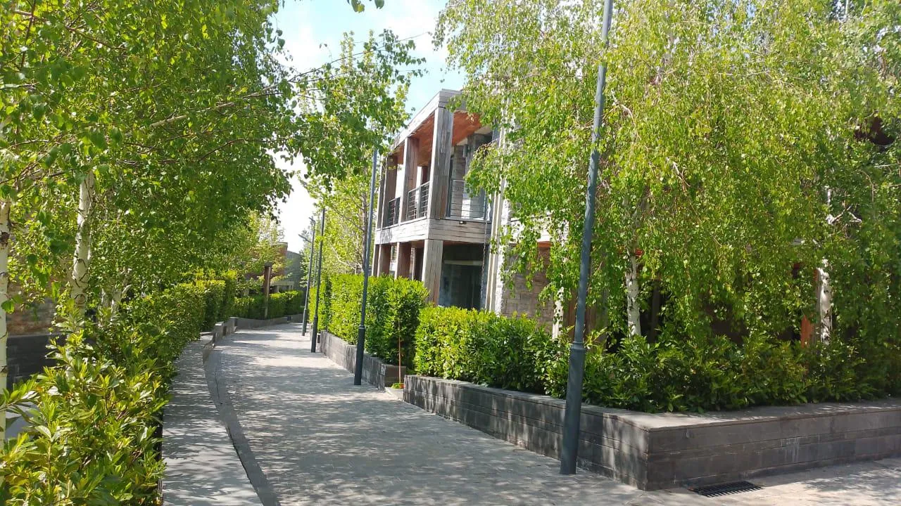 High-End Chalet with Open View For Sale in the Select Edelweiss Fakra Club — الصورة 2