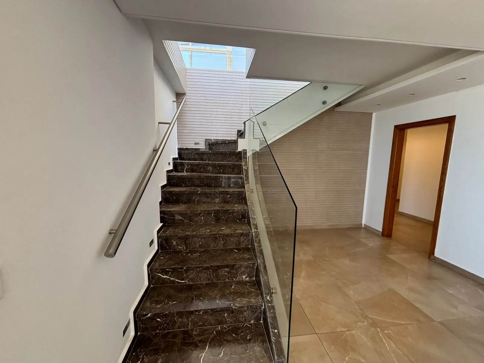 Duplex With Open Sea View in A Gated Community For Sale In Dbayeh — الصورة 6